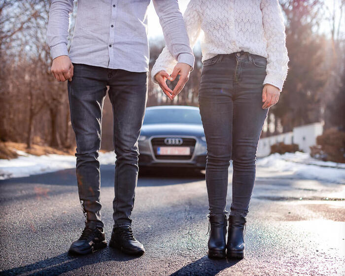 foto video nunta suceava pret, audi, masina, inima, maini