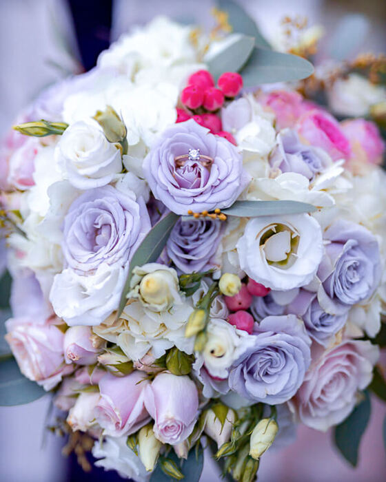 foto video nunta suceava pret, trandafiri, flori, ierburi, verdeata